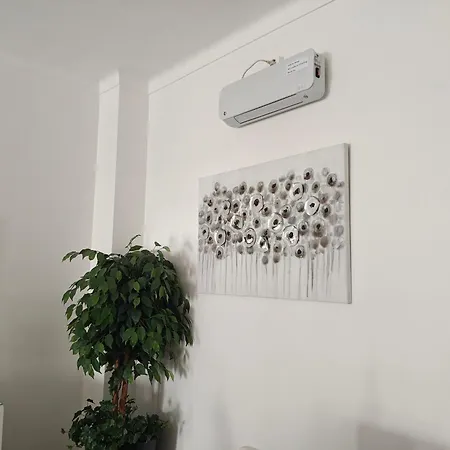 Blue Boat House - The Atlantic Breeze * 纳扎雷